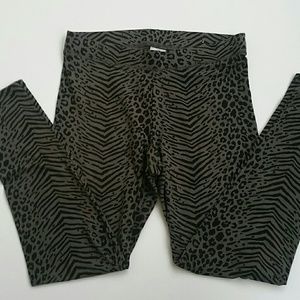[CLOSEOUT]  💰 VS Pink tights SZ M
